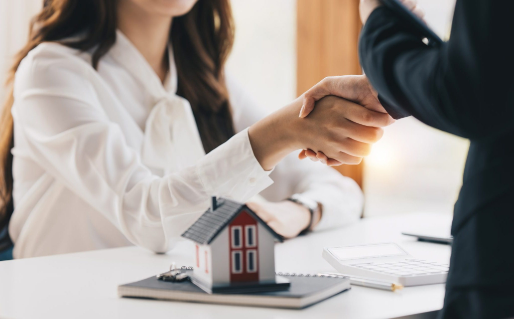 Dubai Property Experts for Luxury Buyers